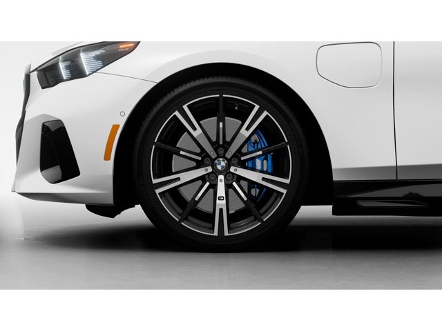 2027 BMW 5 Series 550e xDrive