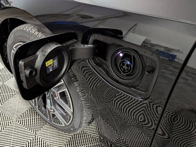 2026 BMW 5 Series 550e xDrive