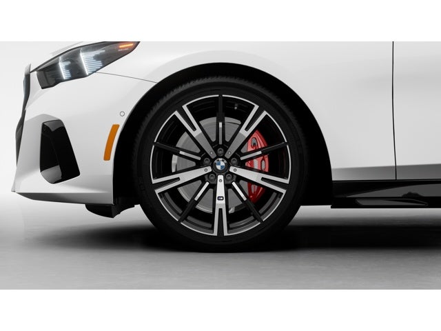 2027 BMW 5 Series 550e xDrive