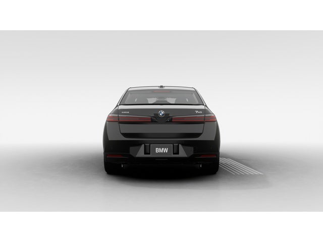 2027 BMW 7 Series 740