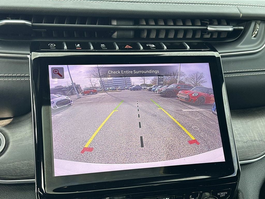 2022 Jeep Grand Cherokee Overland 4WD