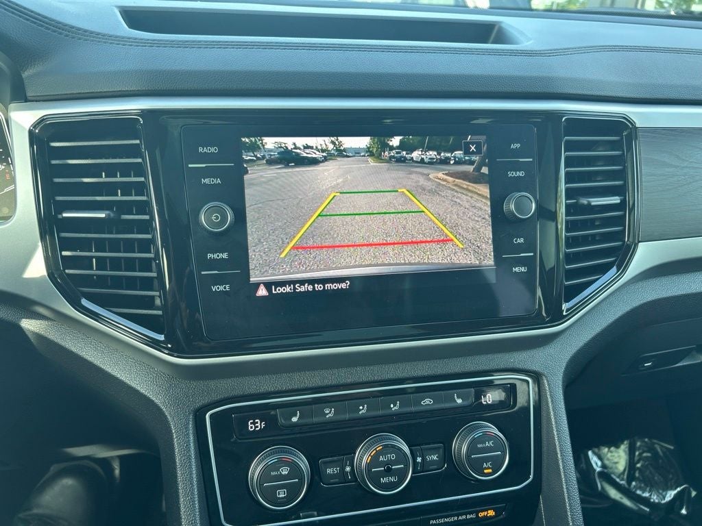 2023 Volkswagen Atlas 3.6L V6 SE w/Technology