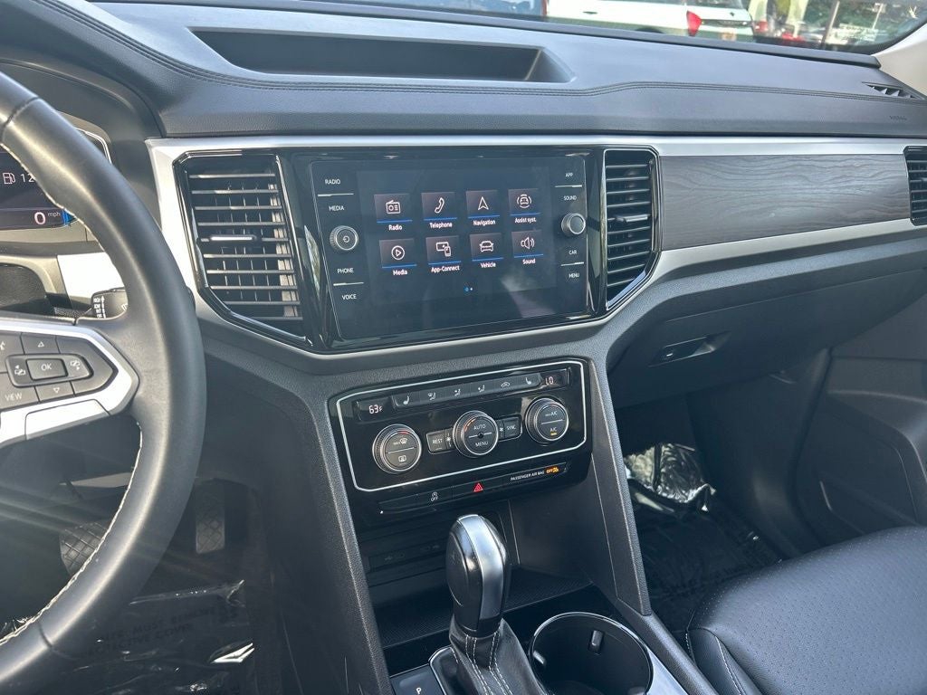 2023 Volkswagen Atlas 3.6L V6 SE w/Technology