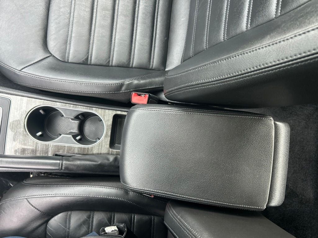 2016 Volkswagen Passat SEL Premium