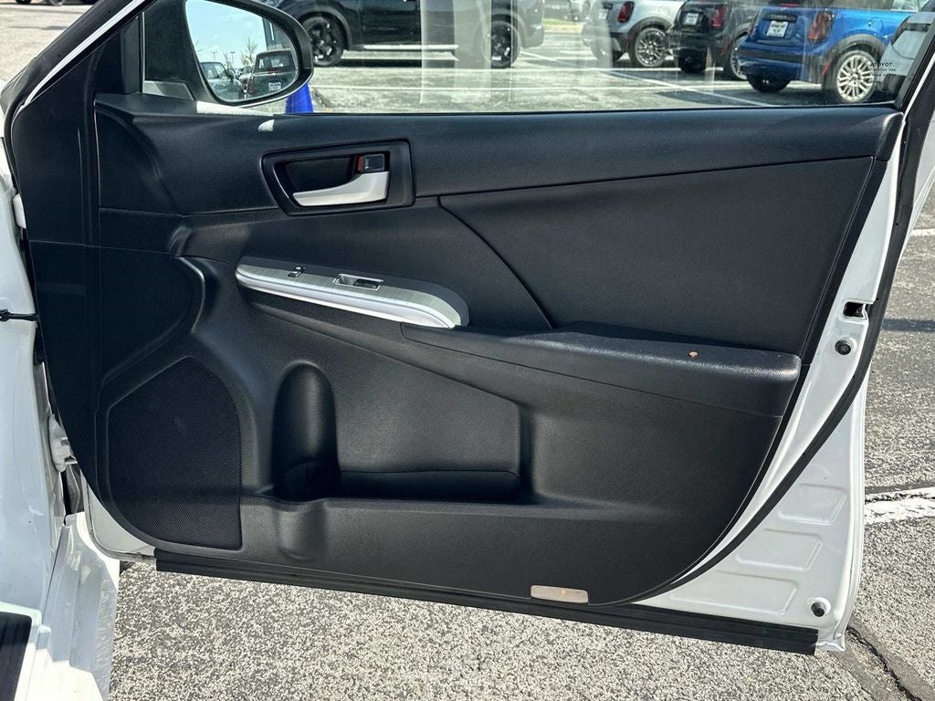 2013 Toyota Camry SE Sedan