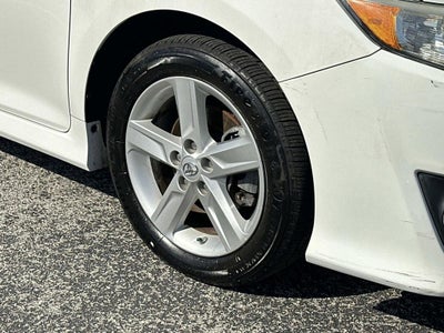 2013 Toyota Camry SE Sedan