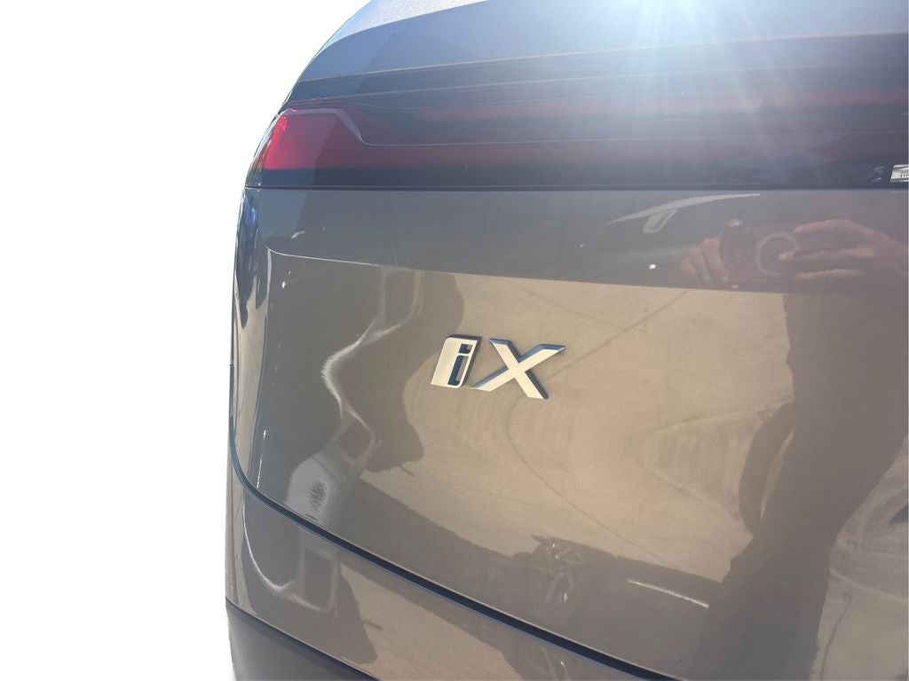 2025 BMW iX xDrive50 AWD