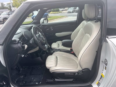 2022 MINI Cooper SE Electric Iconic Hardtop 2 Door