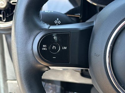 2024 MINI Cooper SE Electric Signature