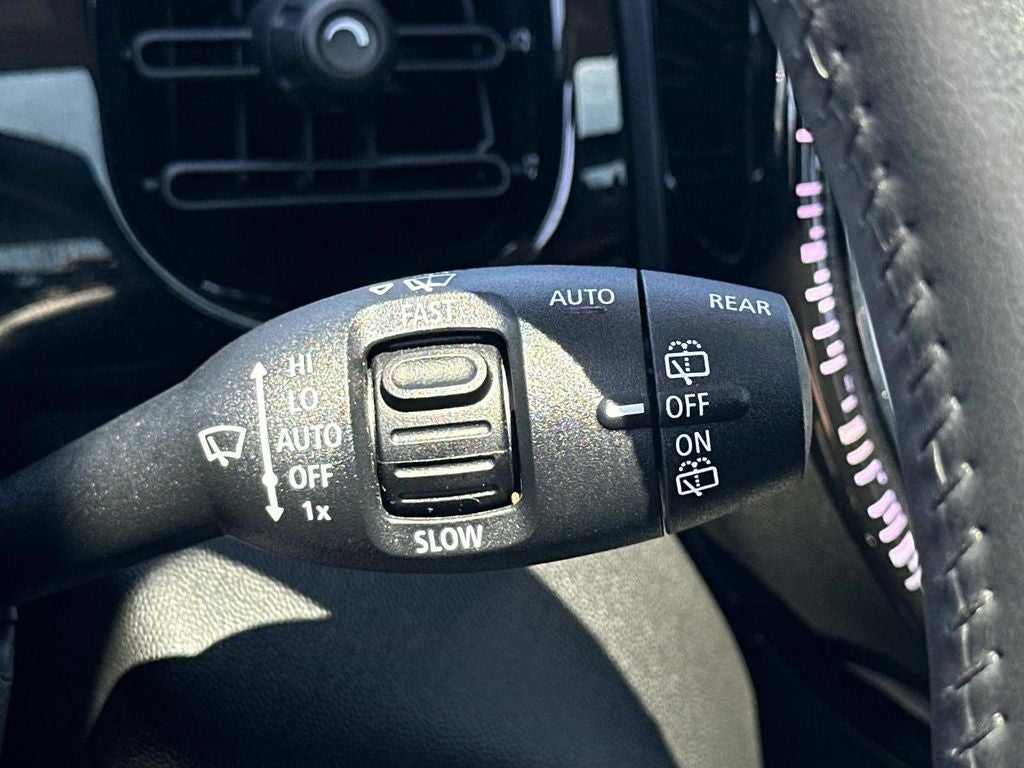 2024 MINI Cooper SE Electric Signature