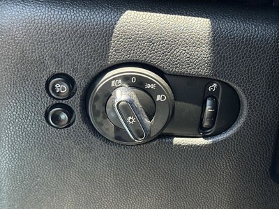 2024 MINI Cooper SE Electric Signature