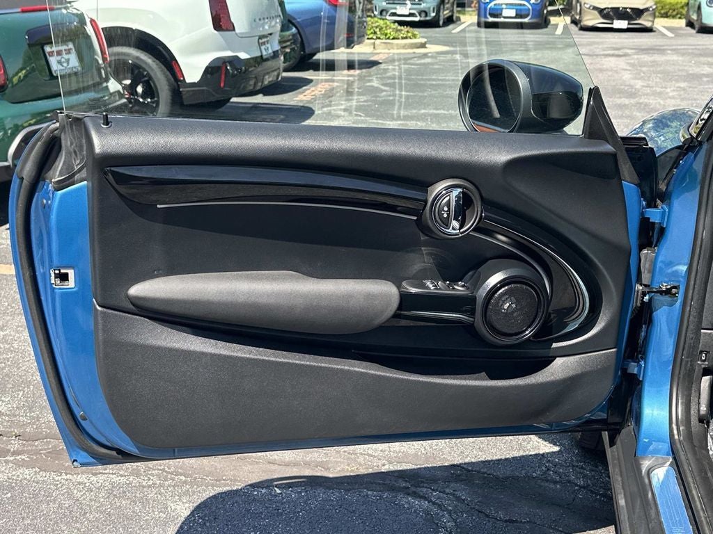 2024 MINI Cooper SE Electric Signature