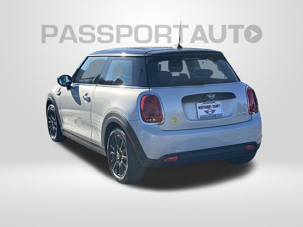 2022 MINI Cooper SE Electric Signature Hardtop 2 Door