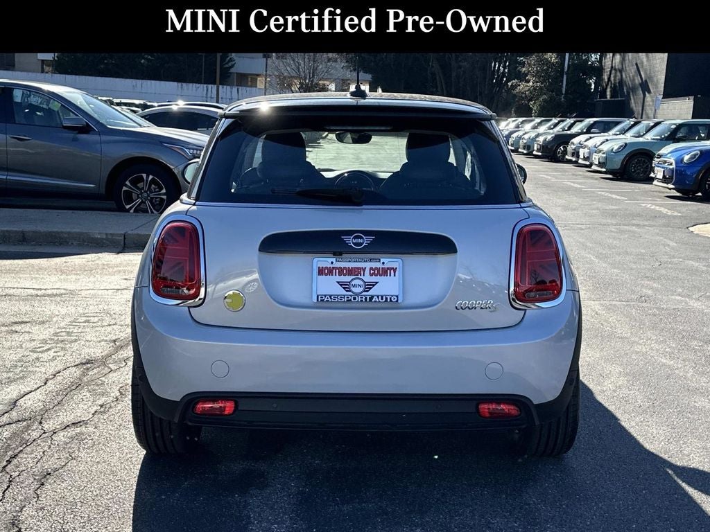 2022 MINI Cooper SE Electric Signature Hardtop 2 Door