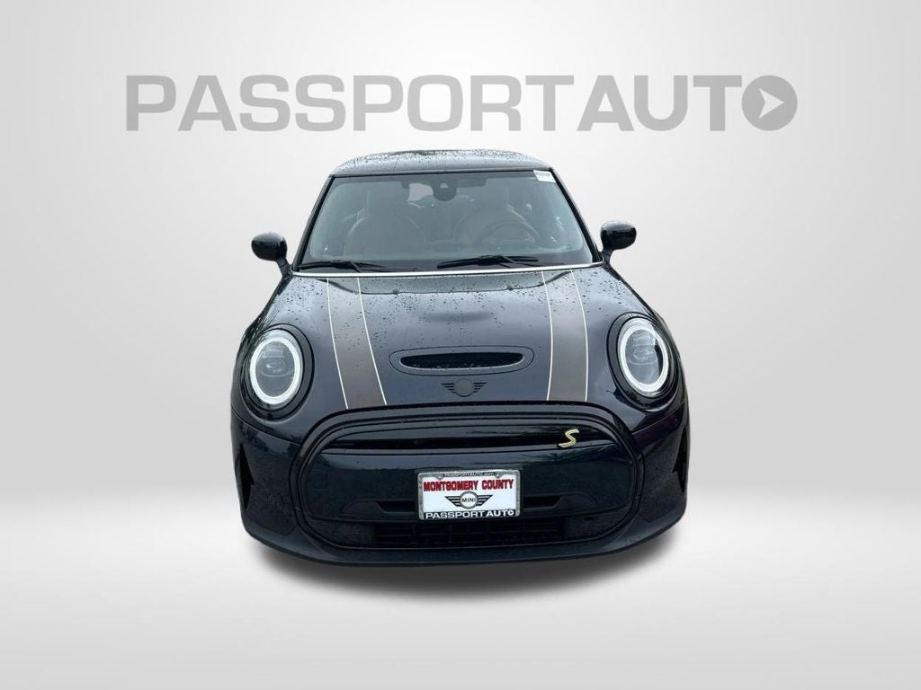 2024 MINI Cooper SE Electric Iconic