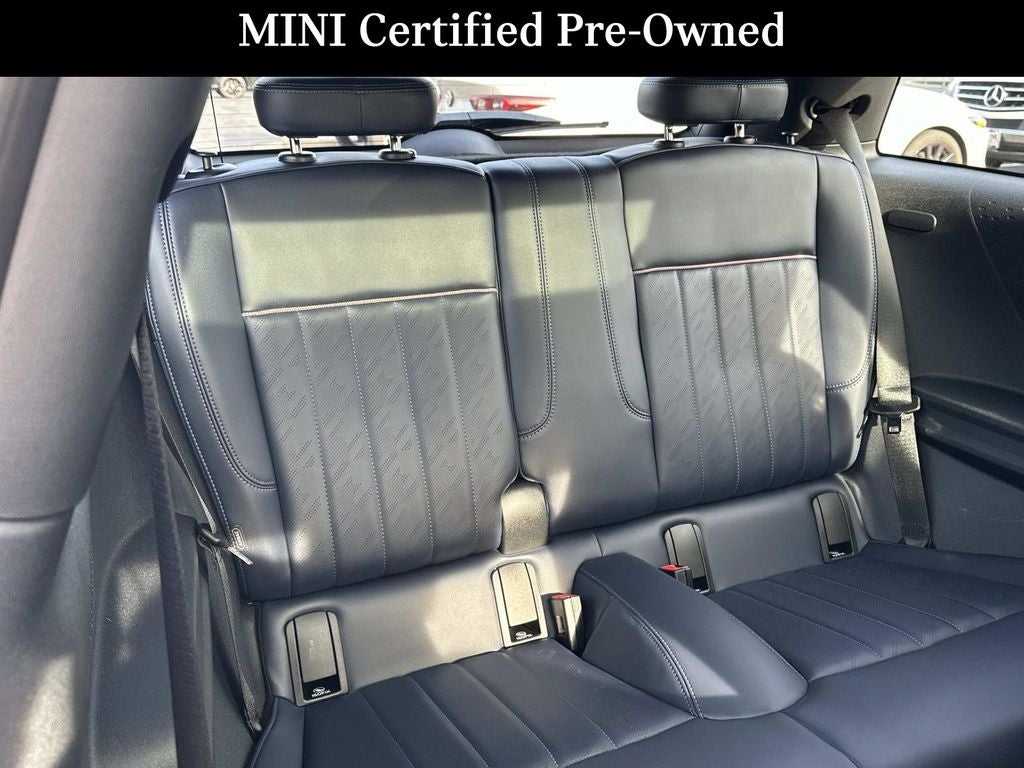 2025 MINI Cooper Signature Plus Hardtop 2 Door