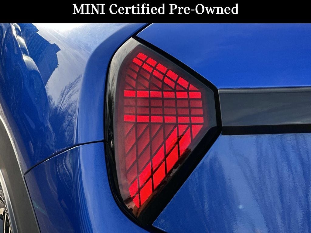 2025 MINI Cooper Signature Plus Hardtop 2 Door