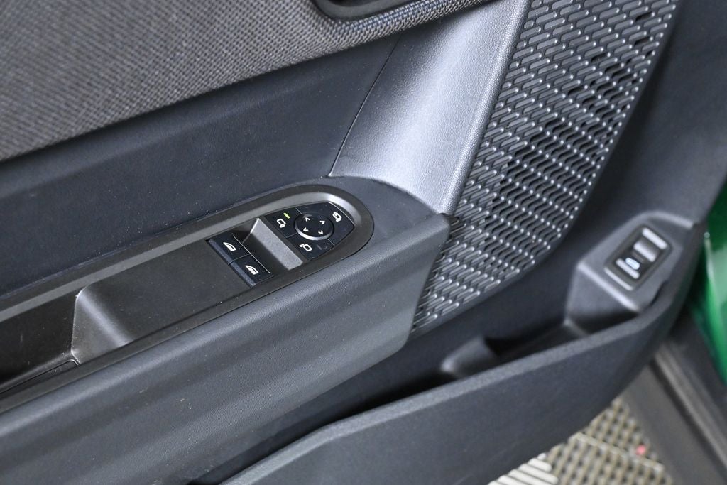 2025 MINI 2 Door Cooper Signature Plus