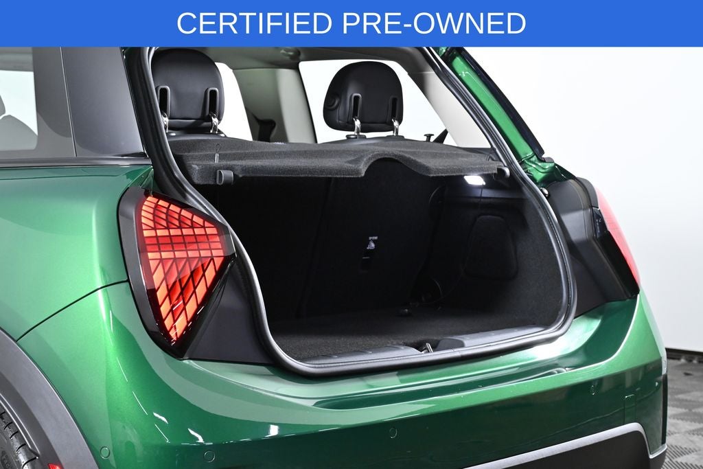 2025 MINI 2 Door Cooper Signature Plus