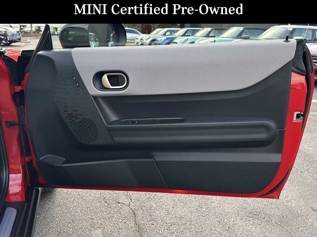 2025 MINI Cooper Signature Plus Hardtop 2 Door