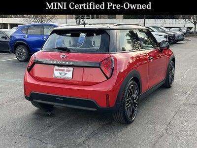 2025 MINI Cooper Signature Plus Hardtop 2 Door