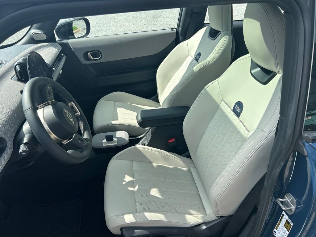 2026 MINI Cooper S Hardtop 2 Door Iconic