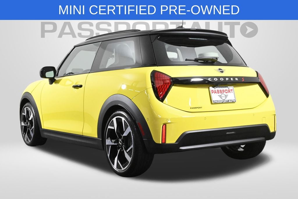 2025 MINI Cooper S Iconic Hardtop 2 Door
