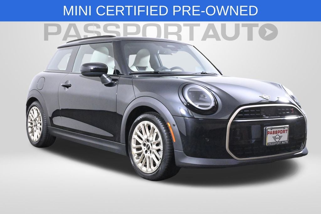 2025 MINI Cooper S Signature Plus Hardtop 2 Door