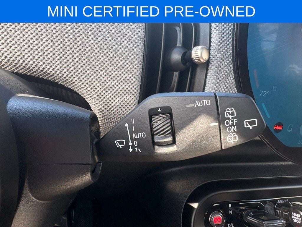 2025 MINI Cooper S Iconic