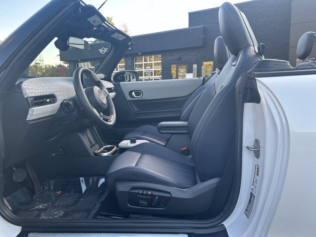 2026 MINI Cooper S Signature Plus