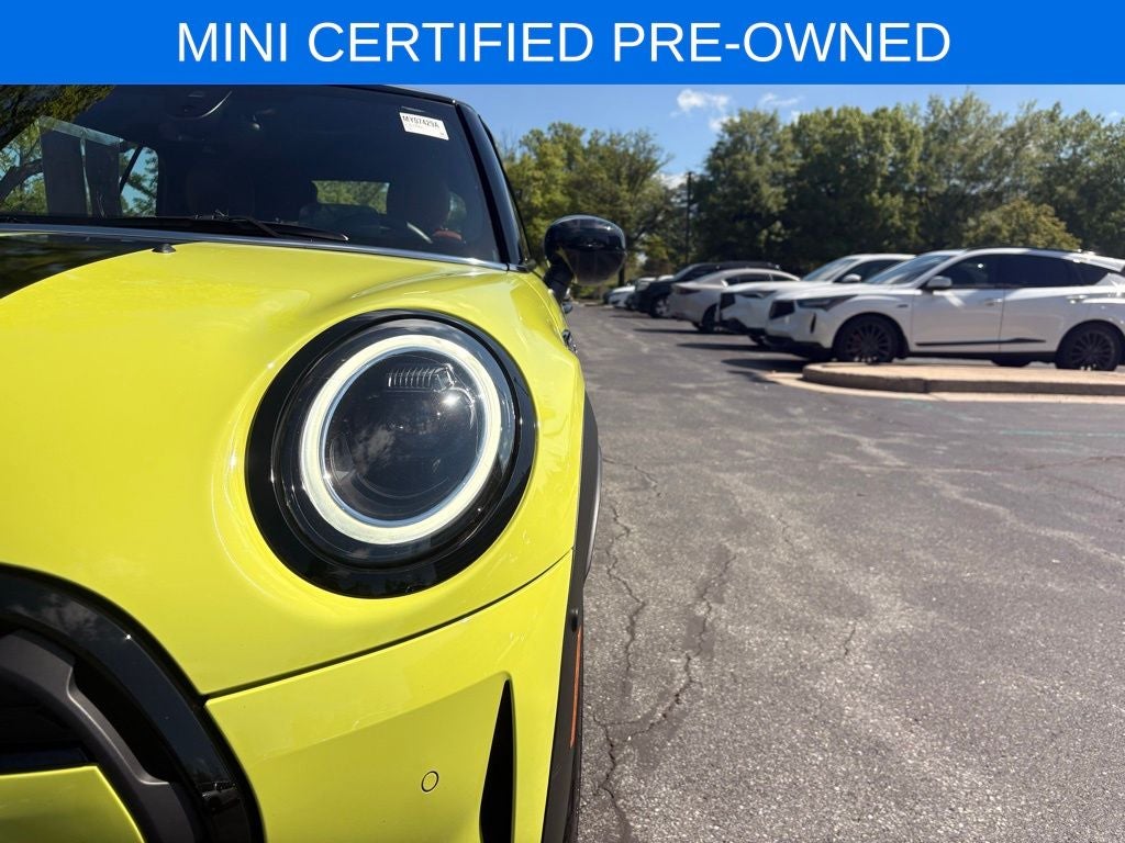 2024 MINI Cooper S Iconic