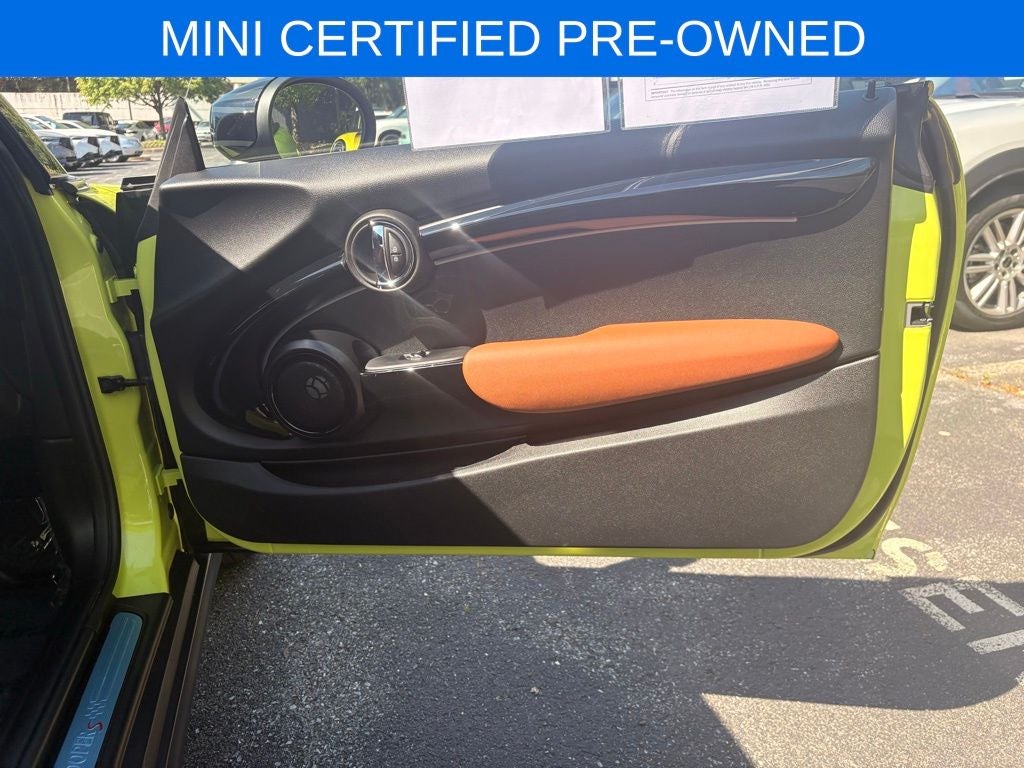 2024 MINI Cooper S Iconic