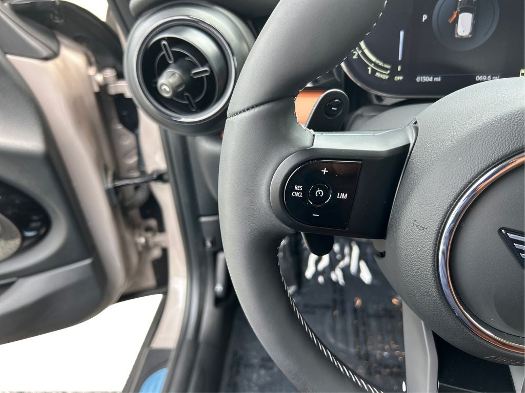 2024 MINI Cooper S Iconic