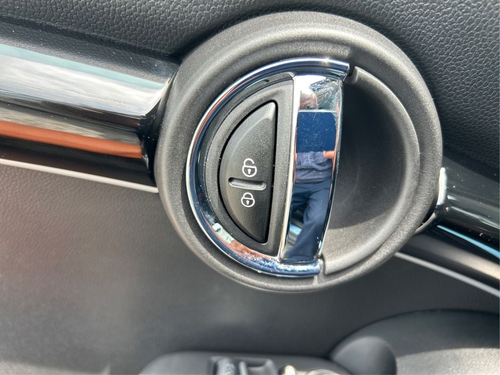 2024 MINI Cooper S Iconic