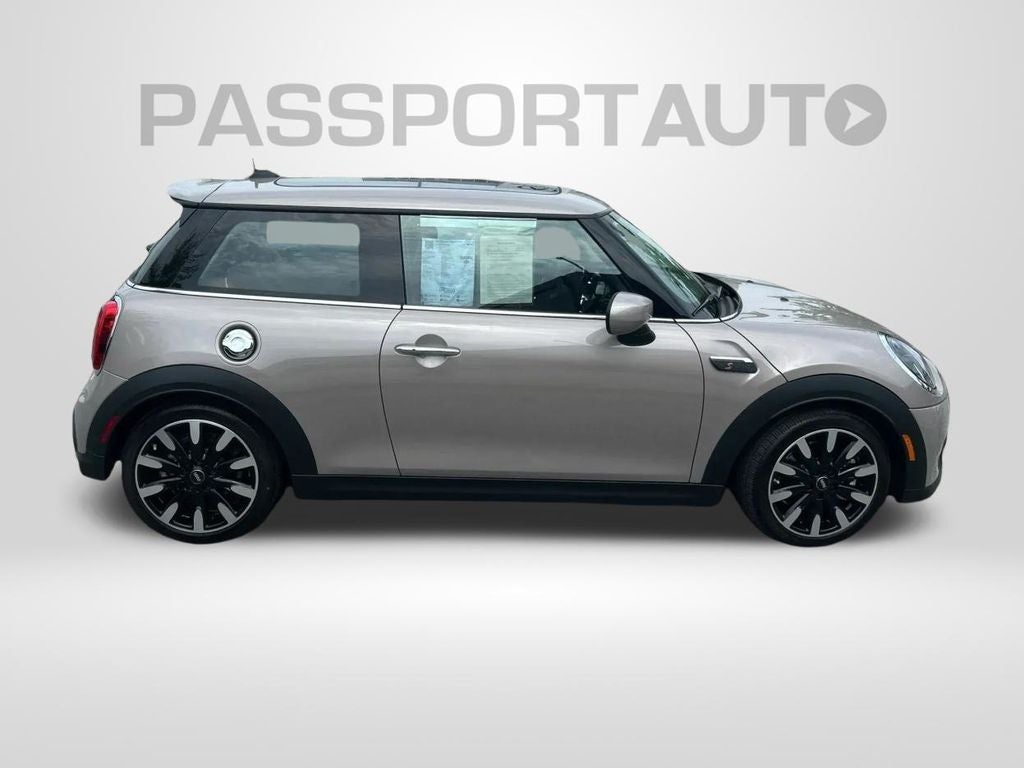 2024 MINI Cooper S Iconic