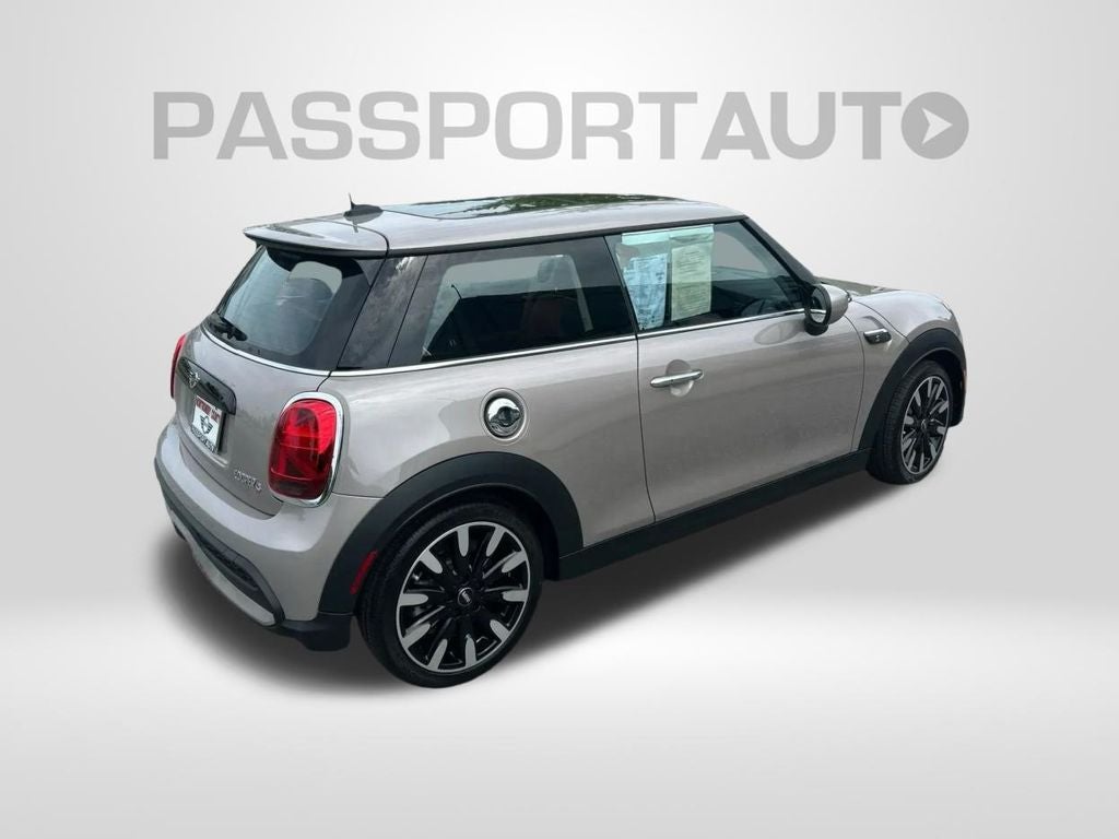 2024 MINI Cooper S Iconic