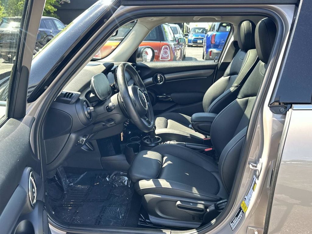 2024 MINI Cooper S Hardtop 4 Door Signature