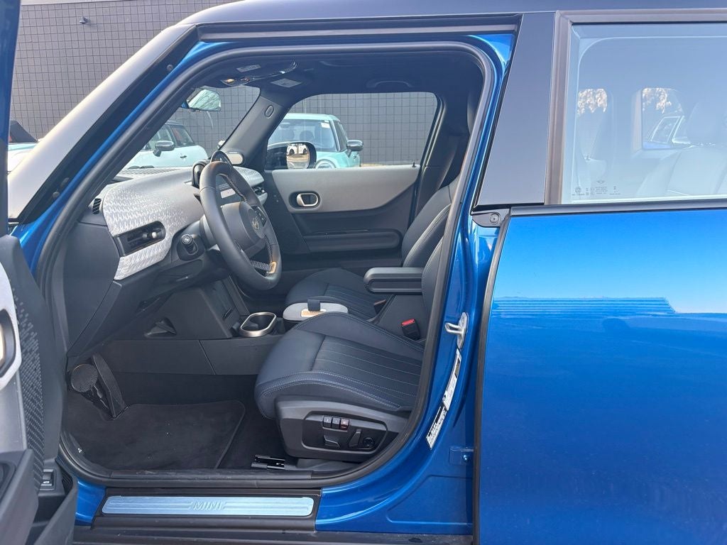 2025 MINI Cooper S Iconic Hardtop 4 Door