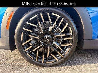 2025 MINI Cooper S Signature Plus Hardtop 4 Door