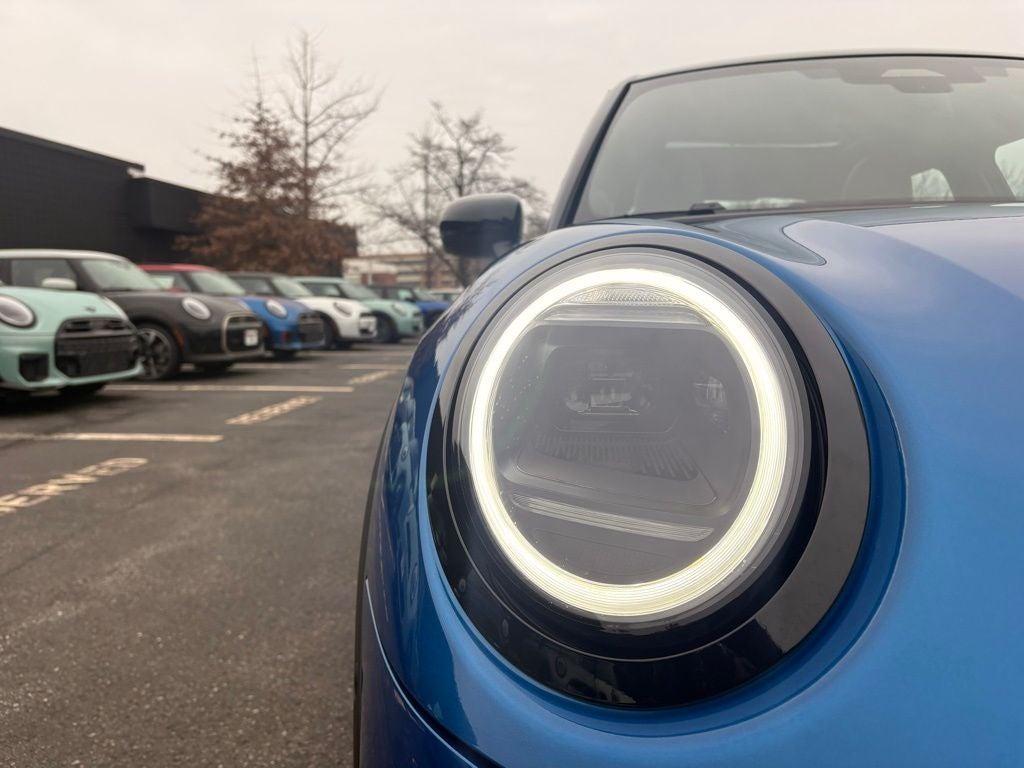 2025 MINI Cooper S Iconic Hardtop 4 Door