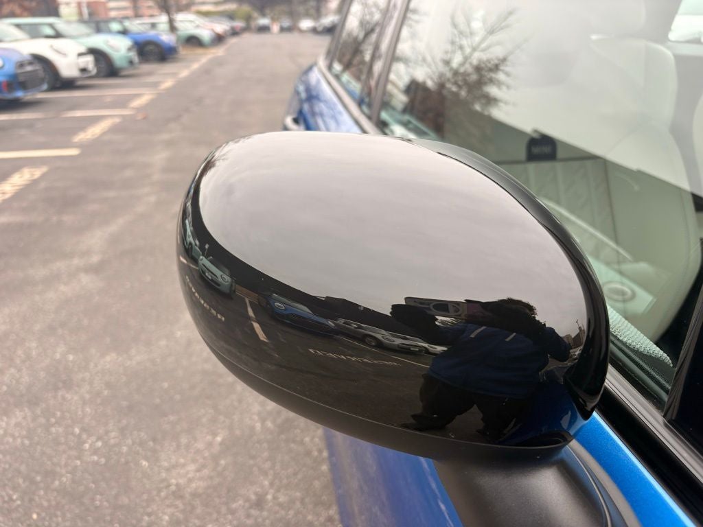 2025 MINI Cooper S Iconic Hardtop 4 Door