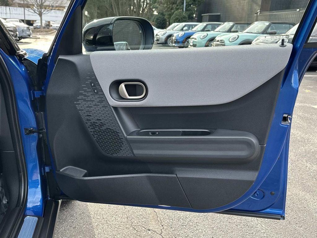 2025 MINI Cooper S Signature Plus Hardtop 4 Door