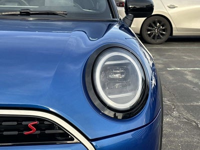 2025 MINI Cooper S Signature Plus Hardtop 4 Door