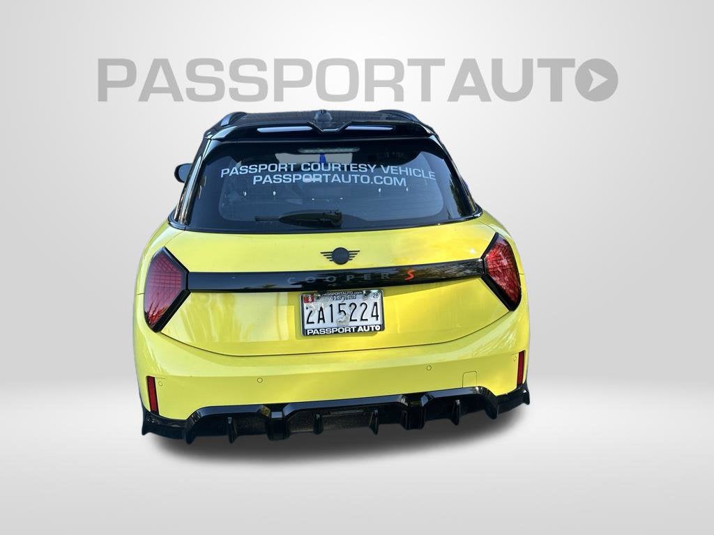 2026 MINI Cooper S Iconic