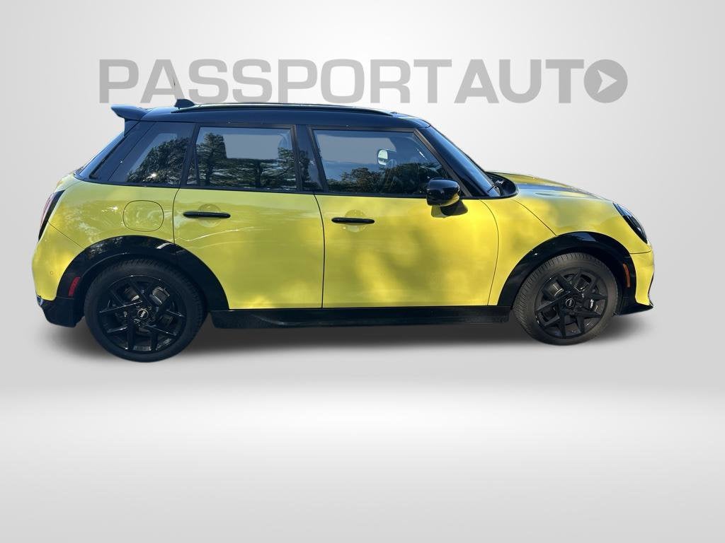 2026 MINI Cooper S Iconic