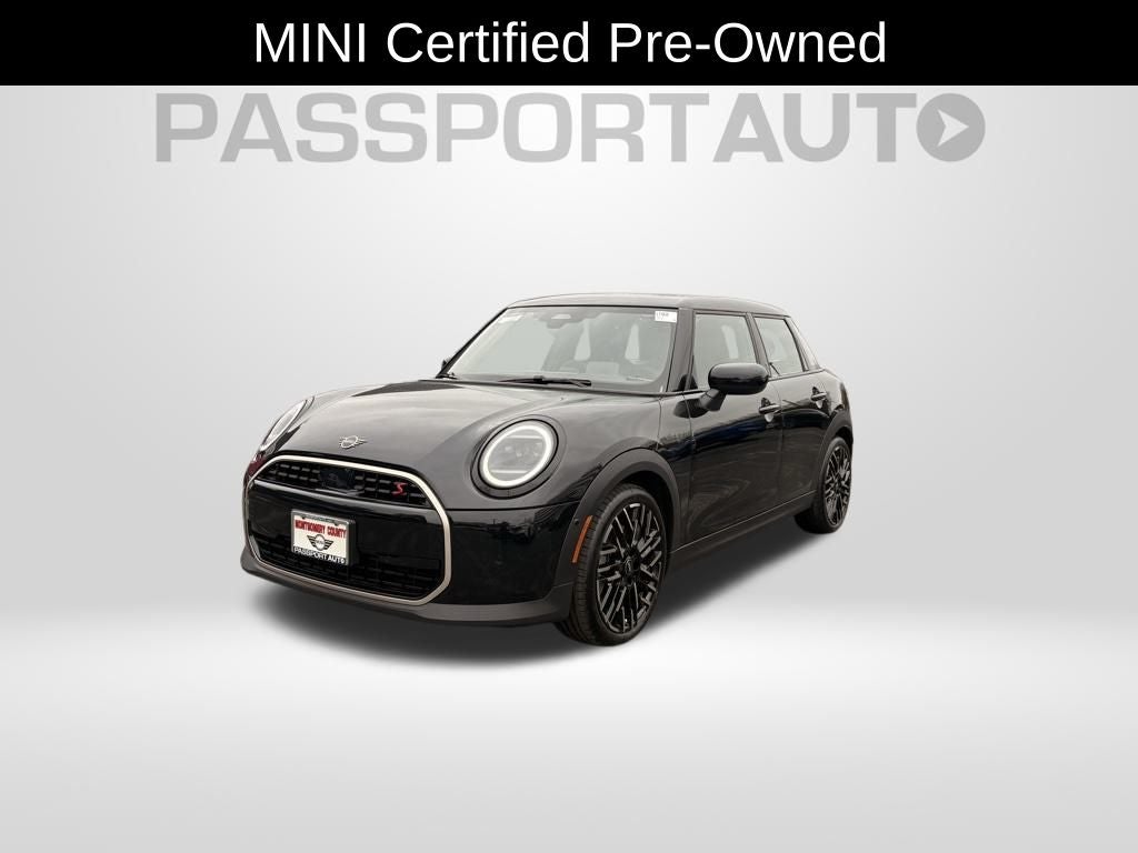 2025 MINI Cooper S Signature Plus Hardtop 4 Door