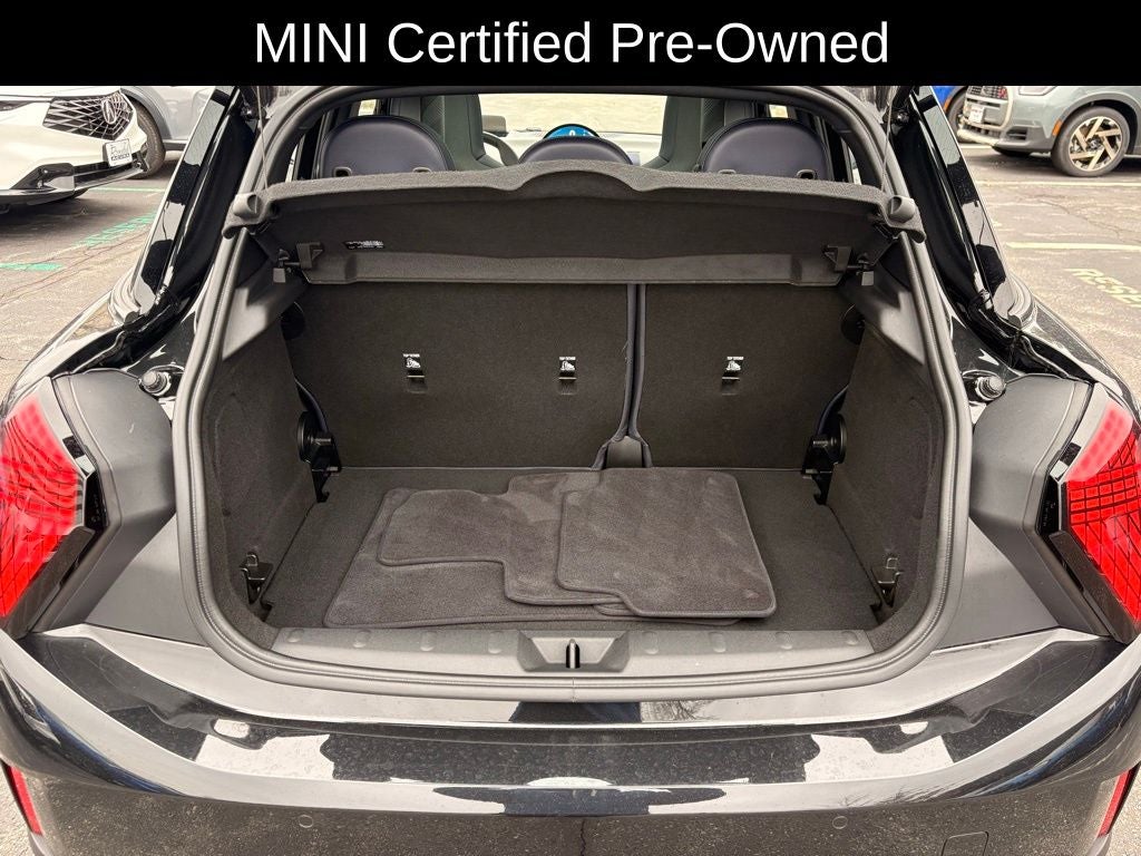 2025 MINI Cooper S Signature Plus Hardtop 4 Door