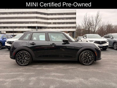 2025 MINI Cooper S Signature Plus Hardtop 4 Door