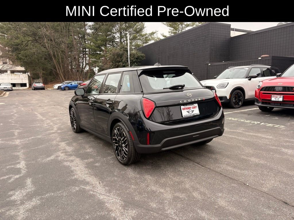2025 MINI Cooper S Signature Plus Hardtop 4 Door