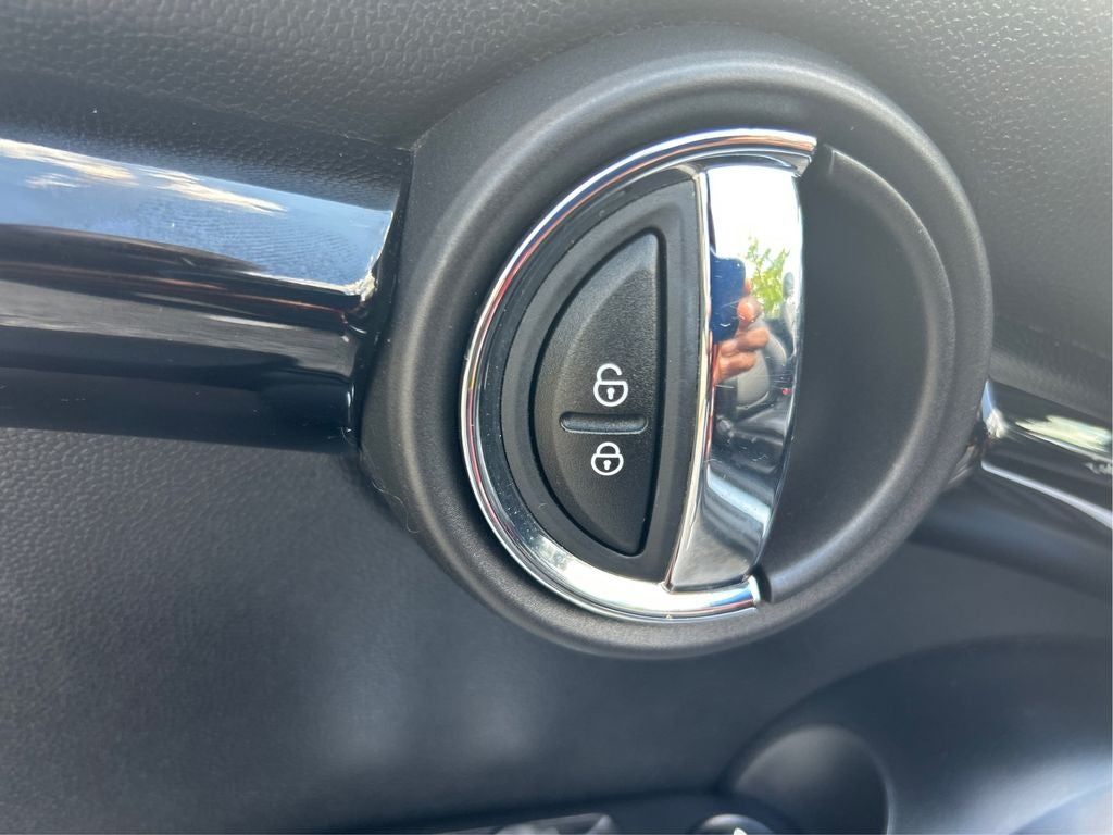 2017 MINI Cooper S Base